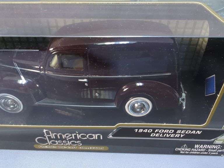 Motor Max American Classics Diecast Car Collection (4 Cars)