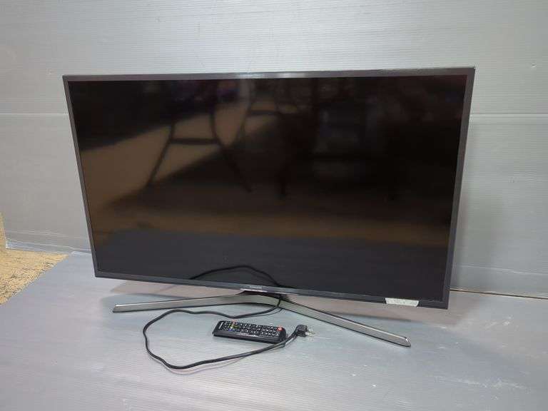 Samsung UN40MU6290 40" 4K Ultra HD Smart LED TV with Remote, Powers On