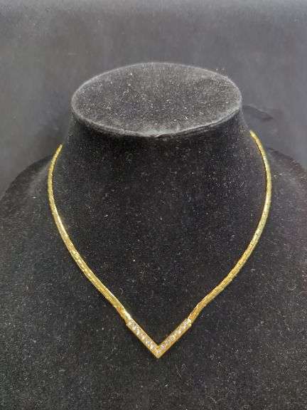 Ladies Gold Tone Necklaces, Various Styles And Lengths, Qty 11