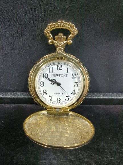 Mens 14k GF Money Clip and Newport Quartz Pocket Watch