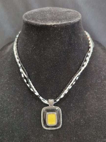 Ladies Beaded and Faux Pearl Necklaces and Bracelets Qty 8