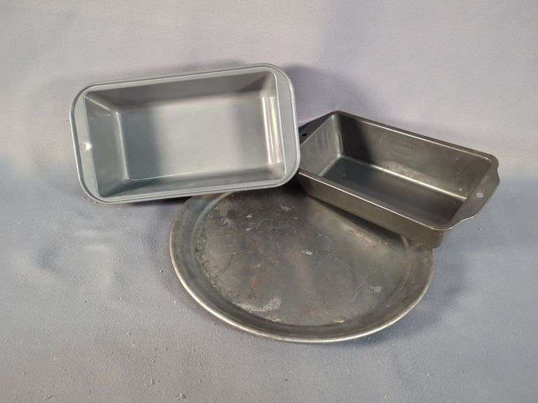 Baking Pans & Molds Including Pampered Chef