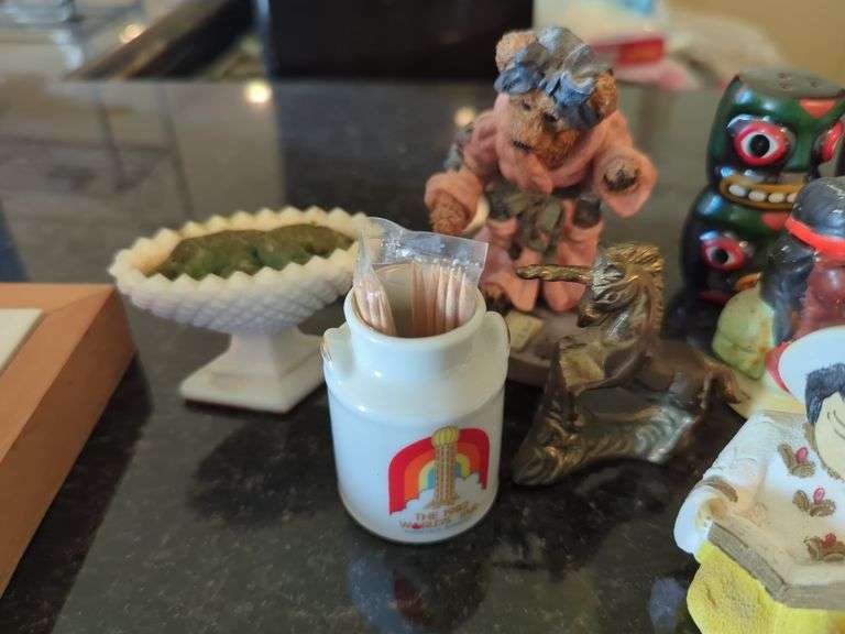 Figurines, Salt & Pepper Shakers and Collectibles