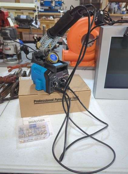 WEP 939D II Pyrography Station with Tips