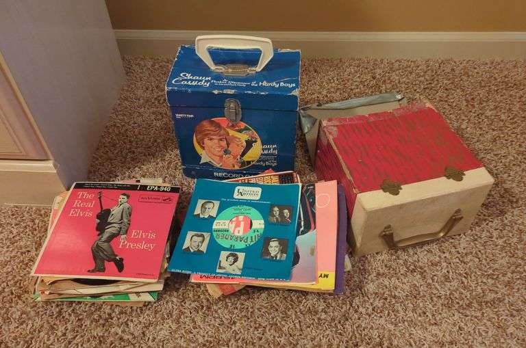 Collection of 45 RPM Records with Cases Including Elvis Presley, Shaun Cassidy, and More