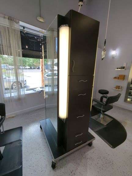 Double Sided Salon Styling Station With Rollout Storage And Power Supply On Casters