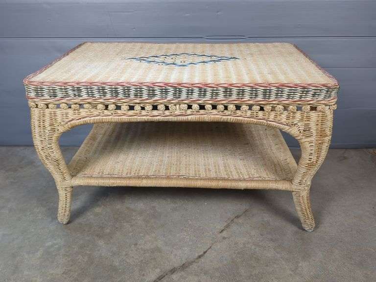 Wicker Coffee Table with Shelf