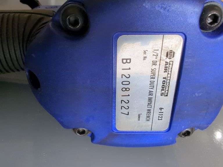 NAPA Torque Dominator 1/2" Dr. Super Duty Air Impact Wrench