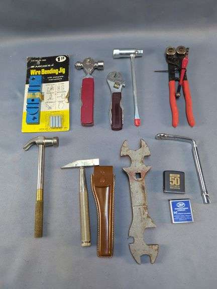 Mixed Lot of Tools and Flashlights