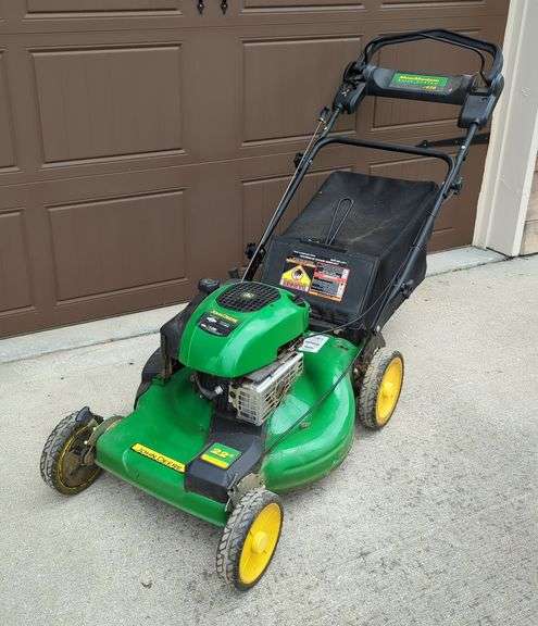 John Deere 22" MowMentum Front Wheel Drive Lawn Mower