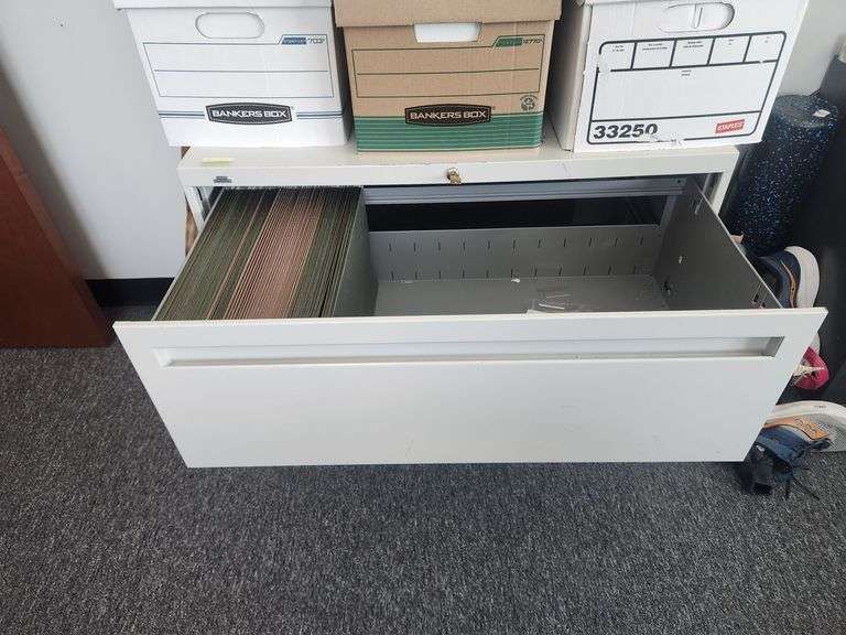 Hon Proline 2-Drawer Lateral Filing Cabinet with Key