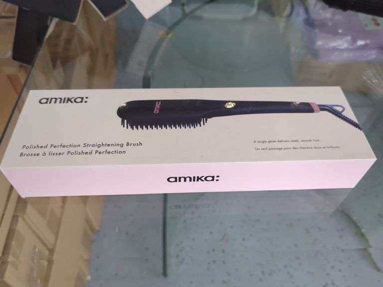 Amika Polished Perfection Straightening Brush