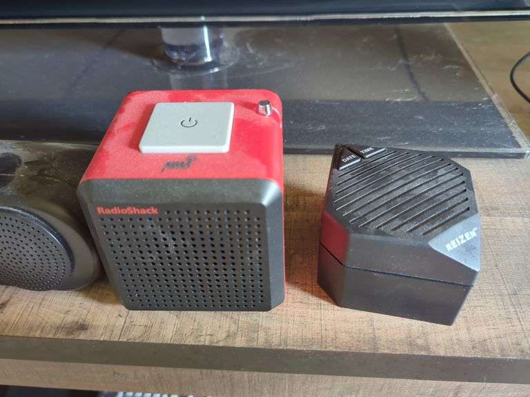 Talking Clocks, Qty 2, RadioShack Speaker And Reizen Time Cube