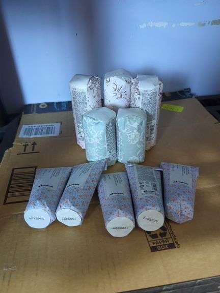 Davines Hair Styling Lot - Texturizing Serum, Invisible Serum, and Texturizing Dust, Qty 10