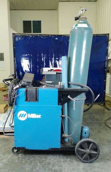 Miller Syncrowave Welding Machine, Model 180 SD, On Rolling Cart