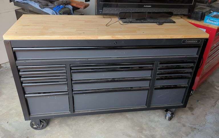 Husky 15 Drawer Rolling Tool Bench With Electrical Outlet Connections