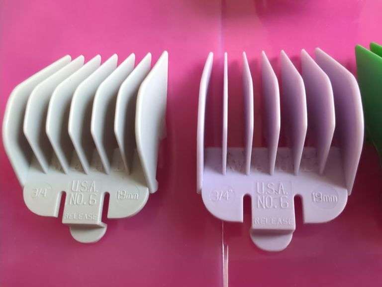 Wahl Sterling 4 Hair Clipper with Guides