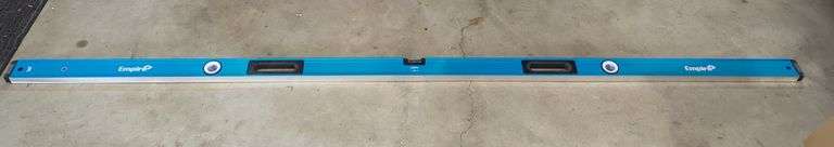 Empire E75.96 True Blue 96-Inch Level
