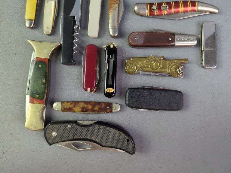 Folding Knife And Pocket Knife Collection, Various Brands And Styles, One Is Branded Barlow, Total Qty 17, And Whetstone
