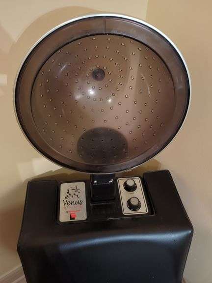 Venus by Highland Hair Dryer and Styling Chair
