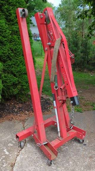 Folding Hydraulic Engine Hoist, 2 Ton Capacity