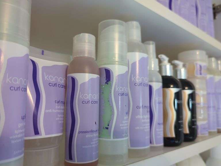Kanani Curl Care Hair Products, Contents Of Shelf