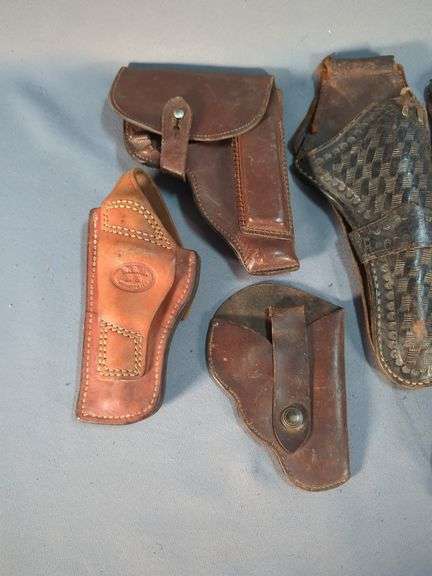 Pistol And Revolver Leather Hoster Collection, Various Styles, Brands Include Smith & Wesson, REM, Brauer Bros, Hunter, And More, Total Qty 11