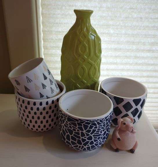 Decorative Coordinating Ceramic Vases, Qty 3, Pig Figurine, Glazed Vase And More