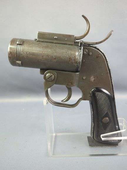 Pistol Pyrotechnic M8 Flare Gun SN# 296611, Marked U.S. Property, In Leather Holster