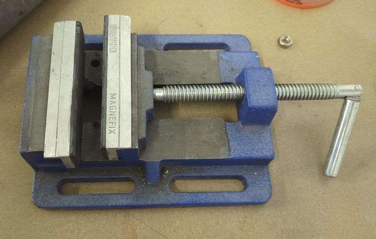 Wilton Magnefix Central Forge 4" Bench Vise