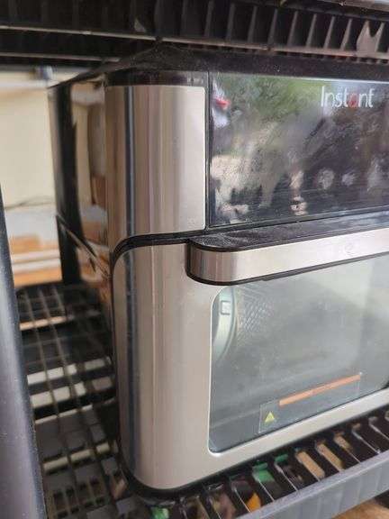 Instant Vortex Plus 10 Quart Air Fryer Oven