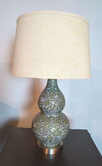 Floral Pattern Ceramic Table Lamp
