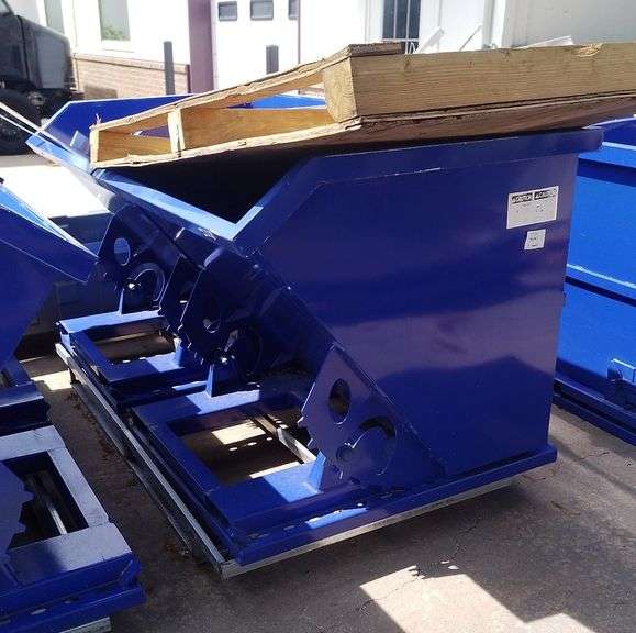 Self Dumping Industrial Hopper