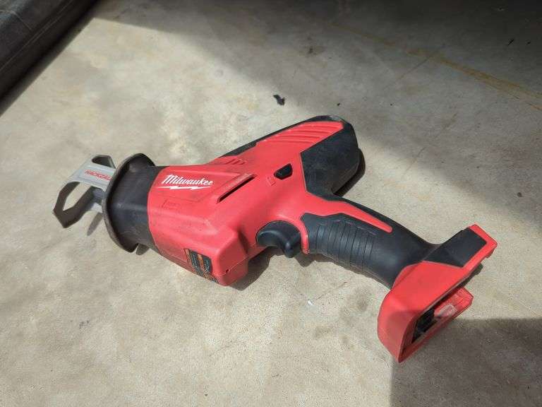 Milwaukee Hackzall Reciprocating Saw