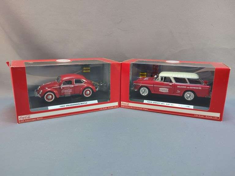 Coca-Cola 1/24 Scale Diecast Collectible Cars