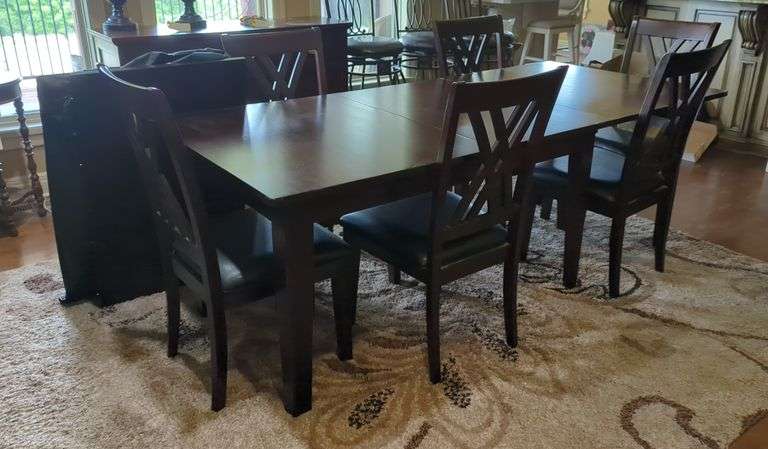 Latitude Tree Furniture Extendable Dining Table With 2 Leaves And 6 Chairs