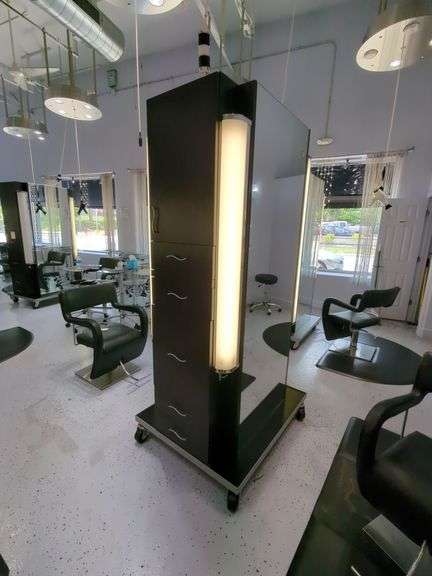 Double Sided Salon Styling Station With Rollout Storage And Power Supply On Casters