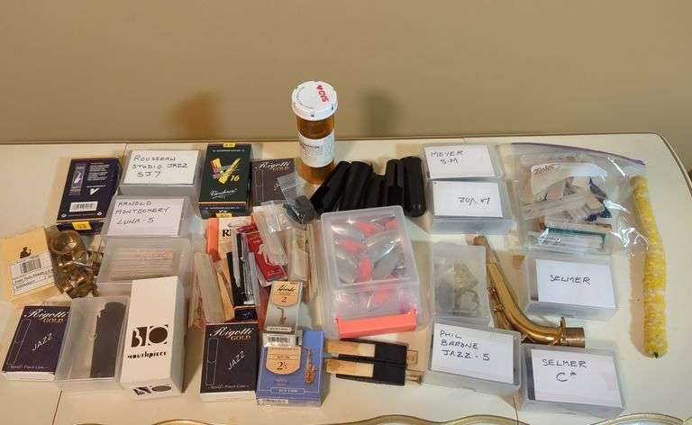 Saxophone Reeds and Mouthpieces, Various Styles
