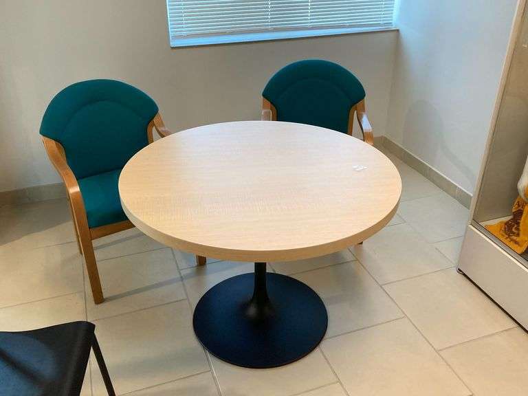 Round Top Table, 3.5" Diameter