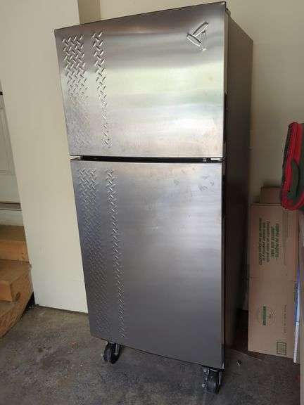 Gladiator Stainless Steel Refrigerator, 19 Cu. Ft.