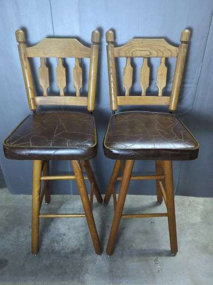 Bar Stools with Leatherette Seats