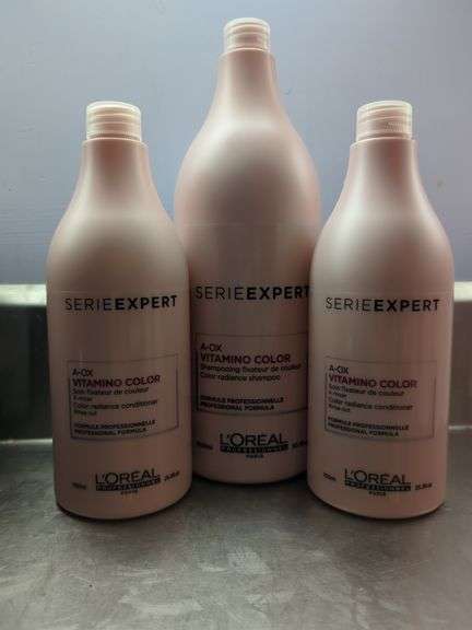 L'Oreal Serie Expert Vitamino Color Hair Care Shampoo And Conditioner