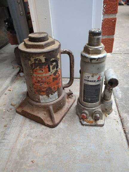 Two Hydraulic Jacks: AM and Sears