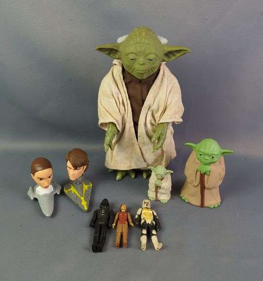 Star Wars Talking Yoda, Yoda Fortune Teller, Yoda Figure, Padme Amidala And Anakin Skywalker McDonald's Toys, And Star Wars Figures, Qty 3