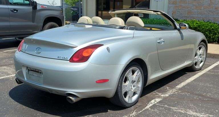 Cars, Trucks, Trailers And Motorcycle Vehicle Auction