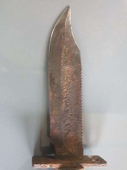 Camillus NY Vietnam Era US Military Survival Knife, 5"