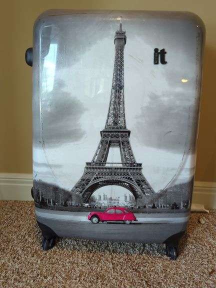 IT Paris Print Rolling Hard Sides Suitcase