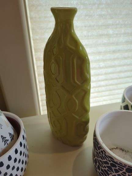 Decorative Coordinating Ceramic Vases, Qty 3, Pig Figurine, Glazed Vase And More