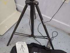 Neewer LED Ring Light with Pivot Point Tripod Stand