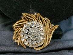 Vintage Ladies Unser Brooches, Qty 2